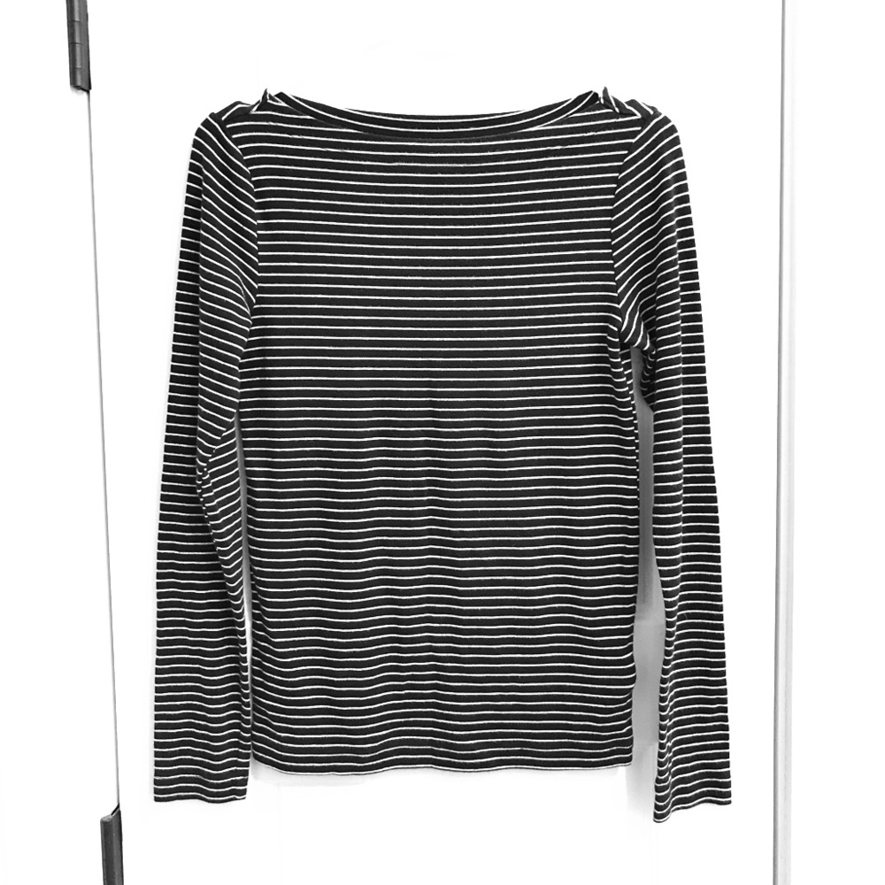 Gap navy striped long sleeved T size S